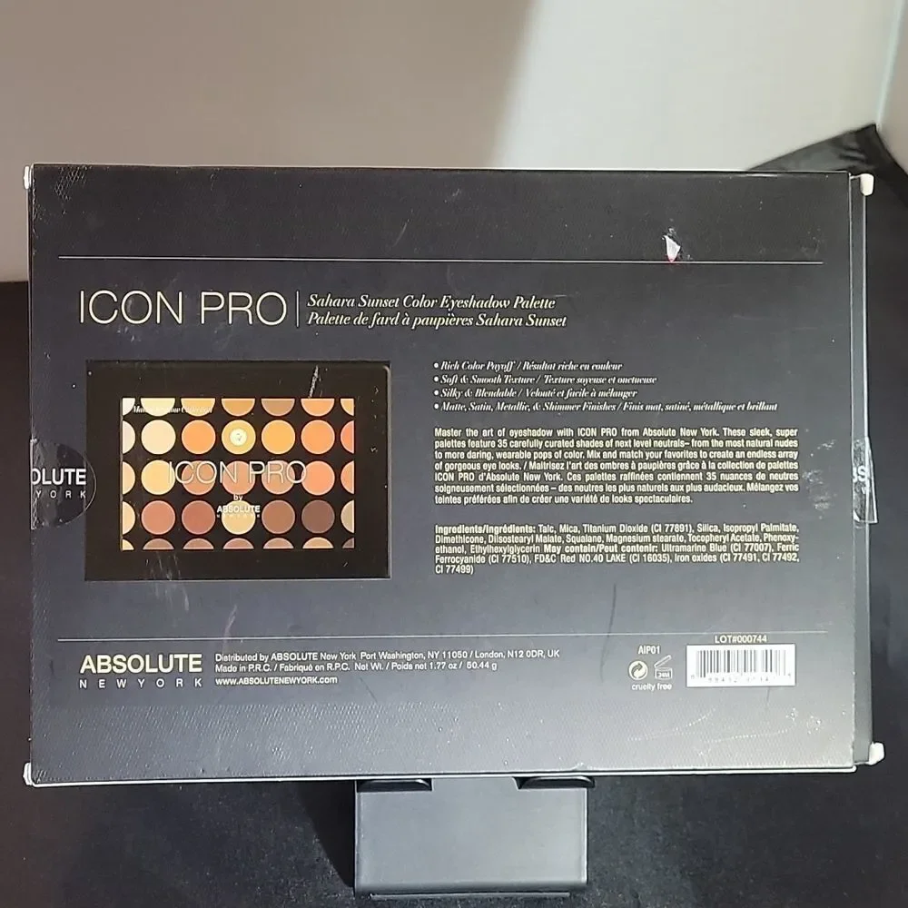 ICON PRO MASTER SHADOW COLLECTION BY ABSOLUTE NEW YORK